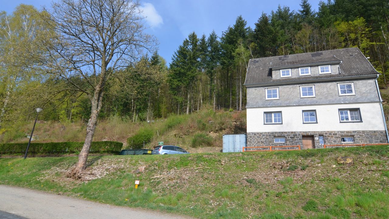 ExteriorSummer ExteriorSummer